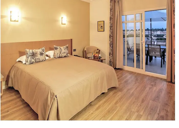 Across Hotels & Spa